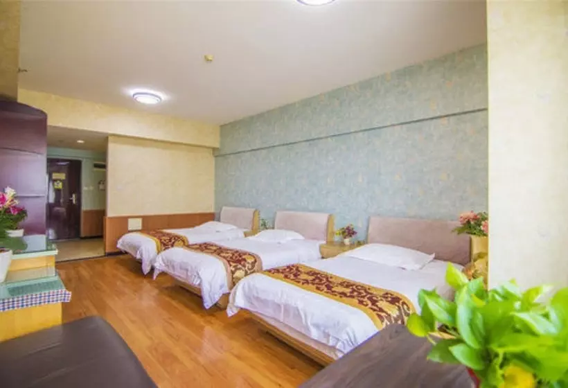 هتل Golden Tree Business