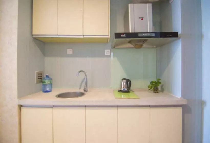 هتل Golden Tree Business