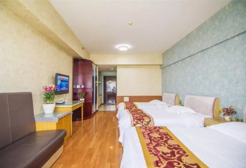 هتل Golden Tree Business