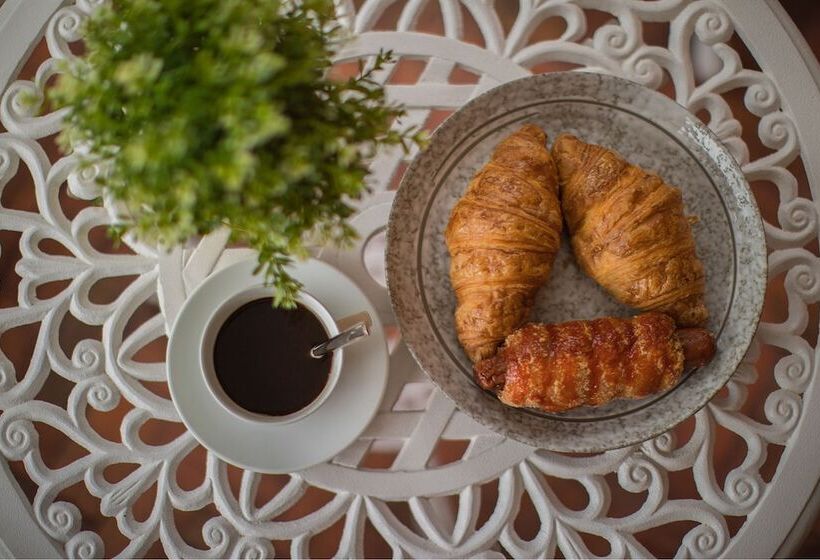 هتل Home Stone Resort