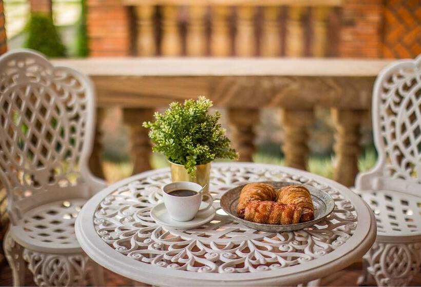 هتل Home Stone Resort