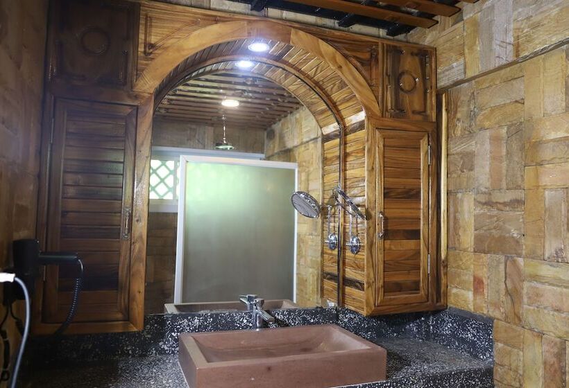 هتل Home Stone Resort