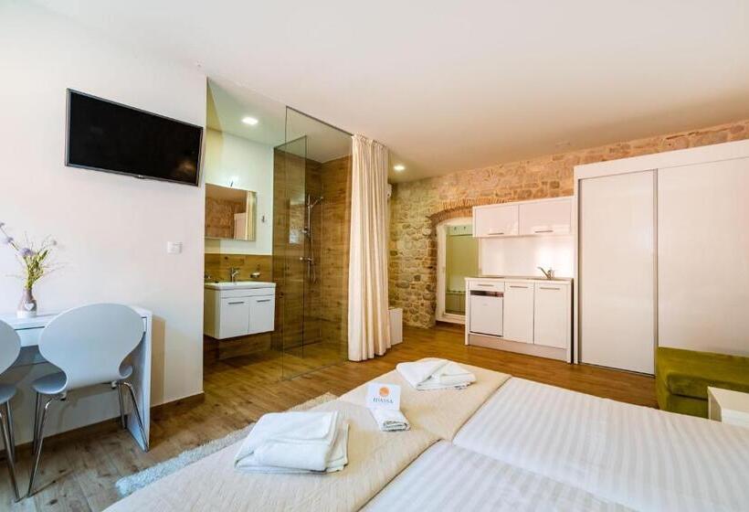 ホテル Idassa Atrium Rooms