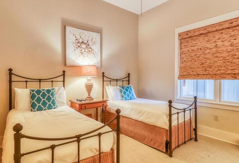 Отель Redfish Village