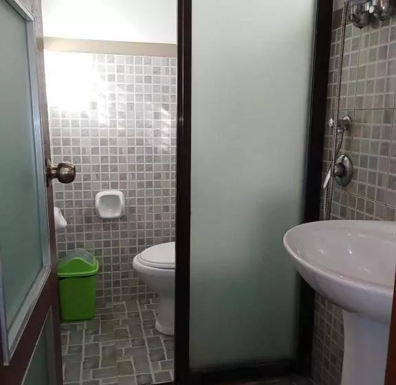 Hotelli Vali Joe Travel Lodge