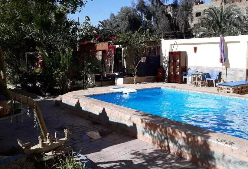 هتل Villa Bahri Luxor Apartment
