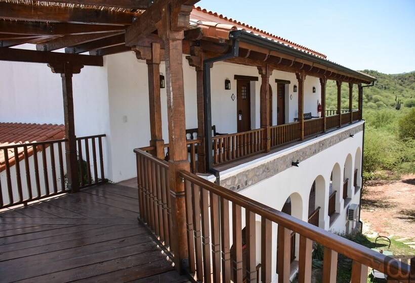 Guachipas Golf Hotel Boutique