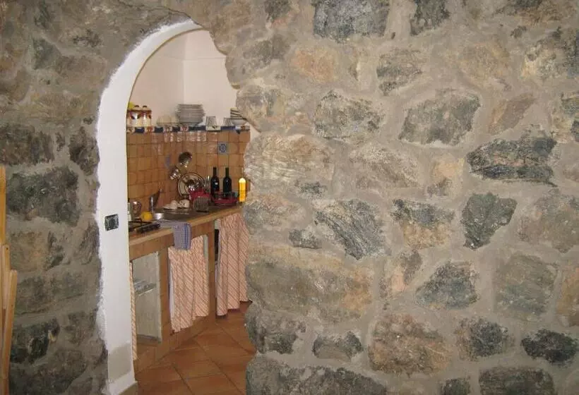 Hotelli Agriturismo Zibibbodoro