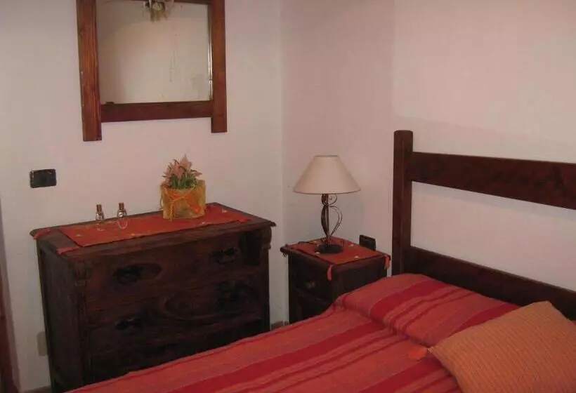 Hotelli Agriturismo Zibibbodoro