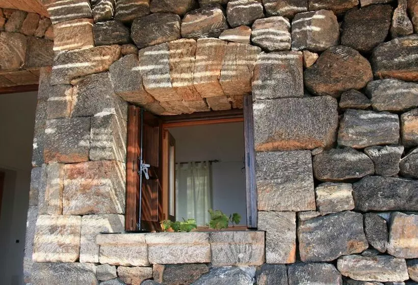 Hotelli Agriturismo Zibibbodoro