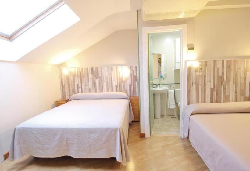 فندق Apartamentos Aralso