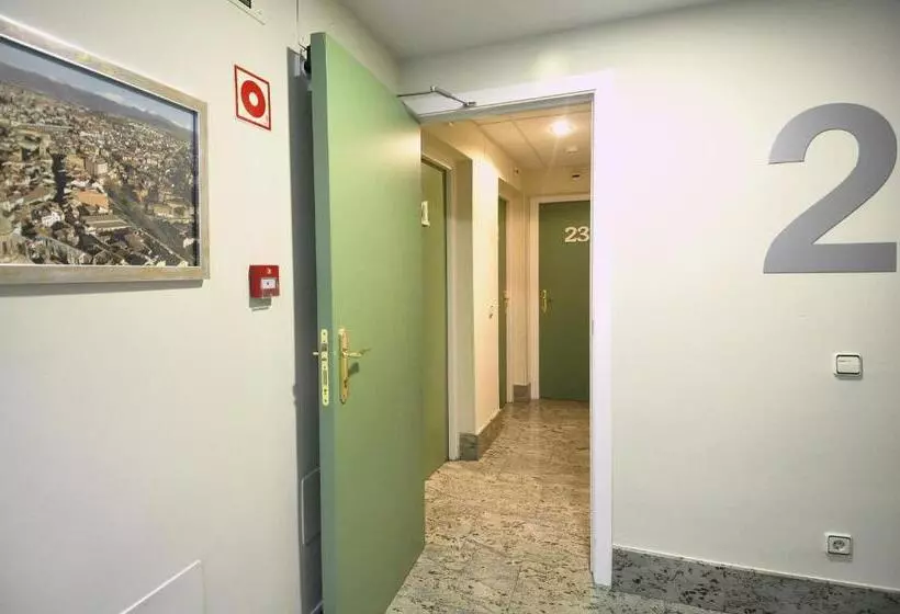هتل Apartamentos Aralso
