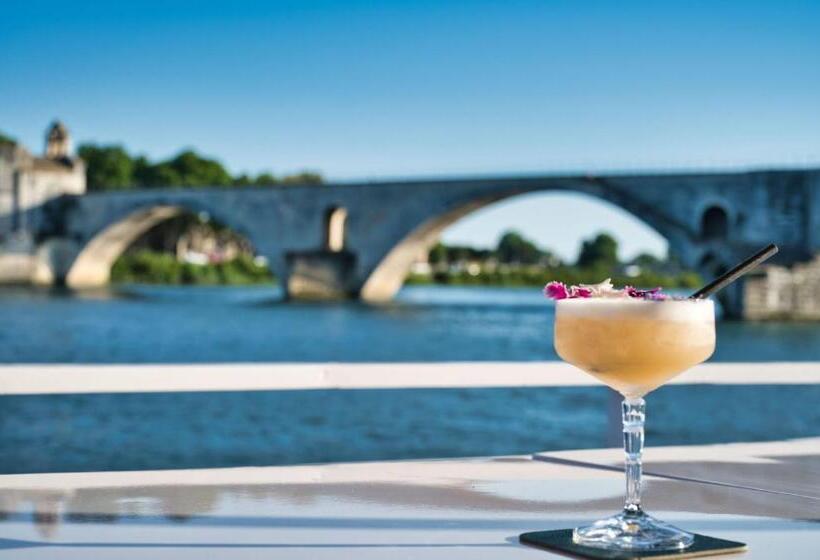 Bateau Hotel à Quai Le Chardonnay