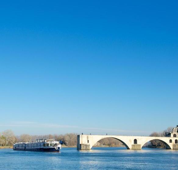 Bateau Hotel à Quai Le Chardonnay