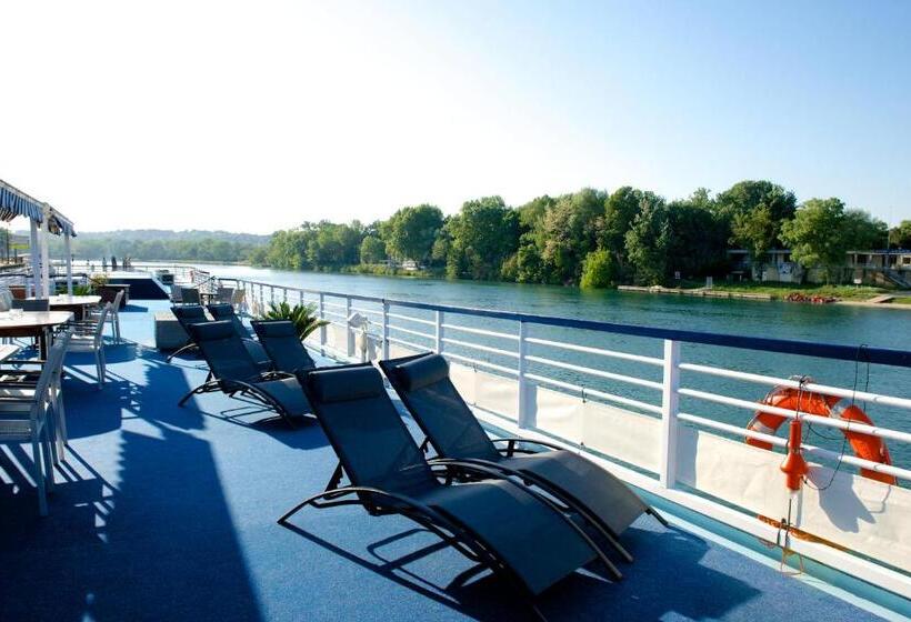 Bateau Hotel à Quai Le Chardonnay