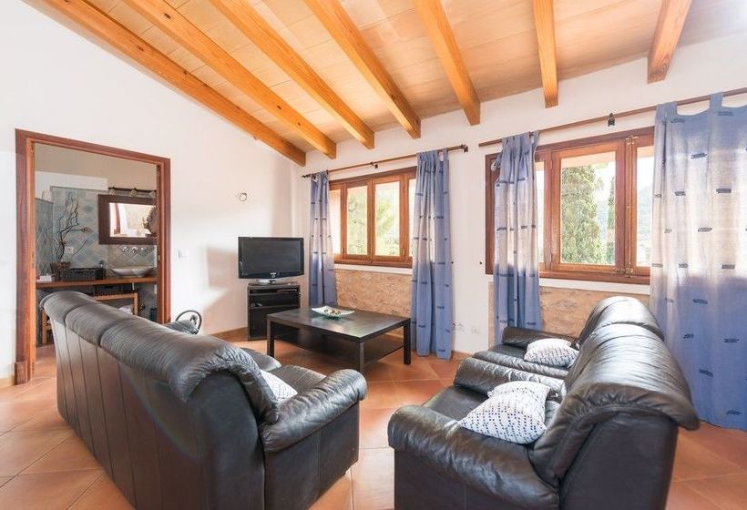 ホテル Can Massana