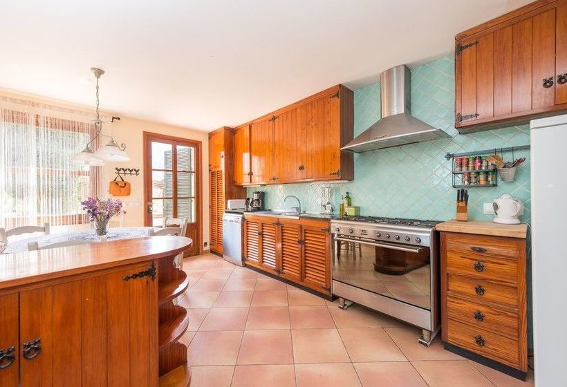 ホテル Can Massana