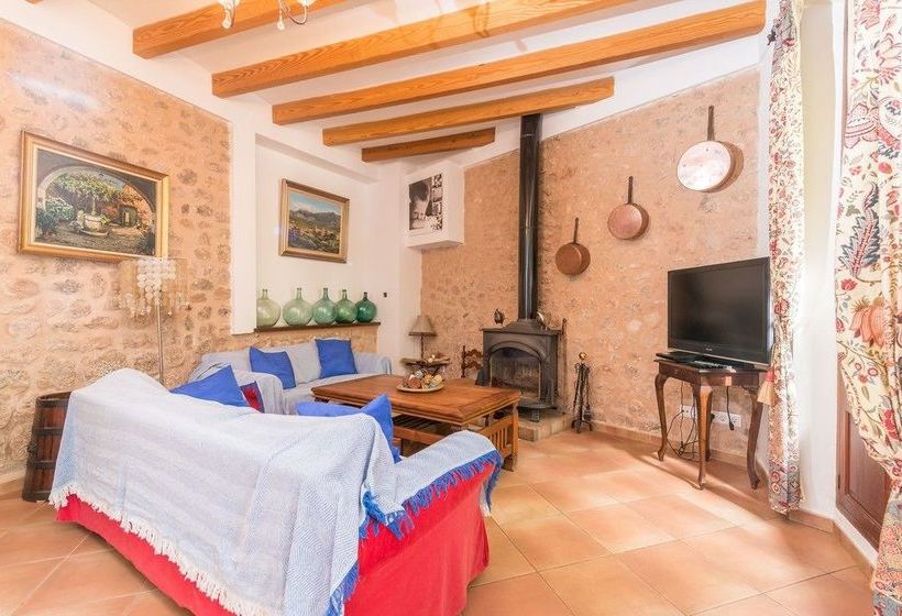 ホテル Can Massana