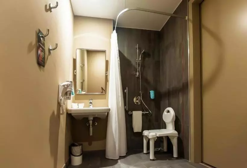 ホテル Ibis Ulyanovsk