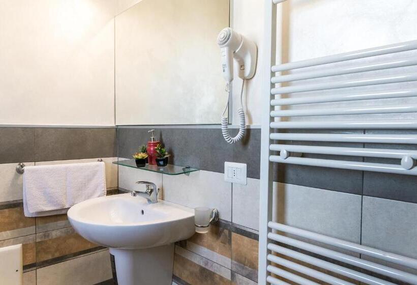 فندق La Piazzetta Guest House