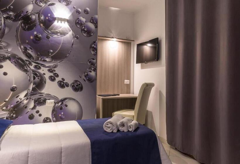 فندق La Piazzetta Guest House