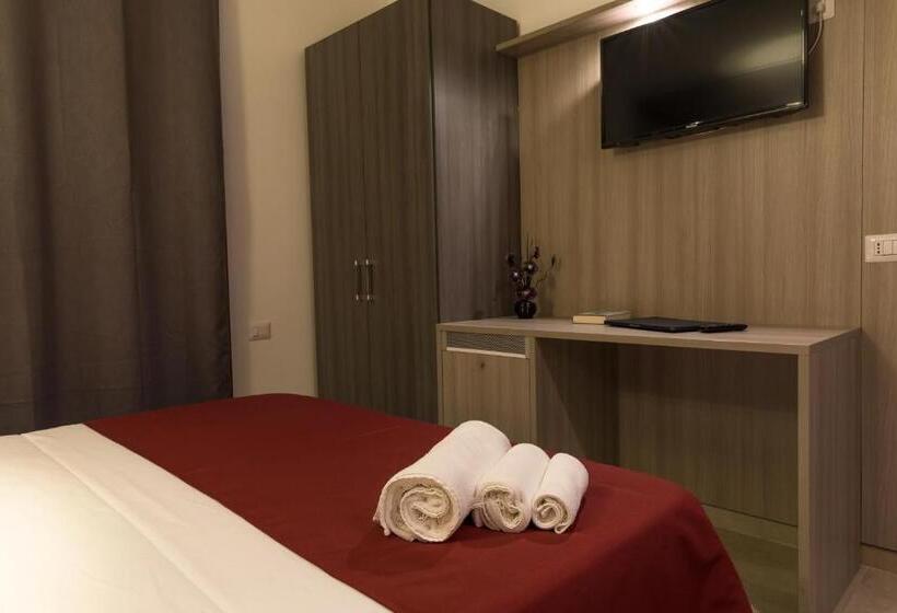 فندق La Piazzetta Guest House