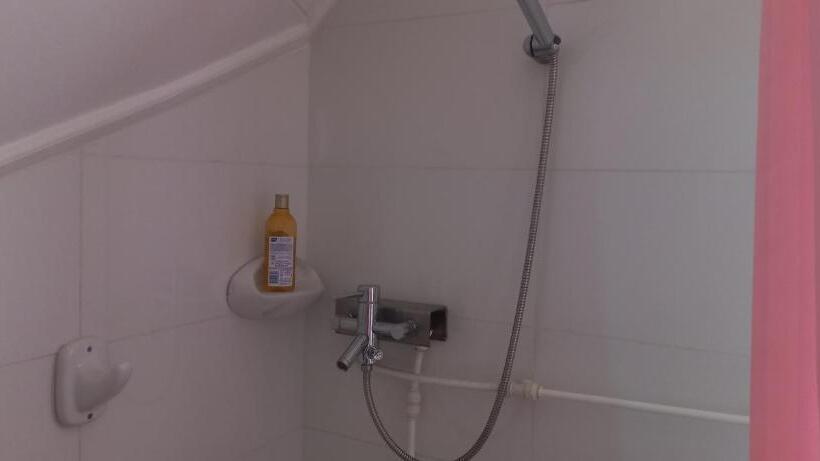 Otel Loversnest Self Catering