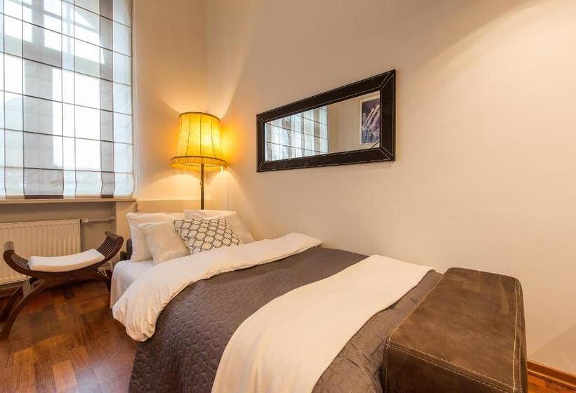 호텔 P&o Apartments Hoza