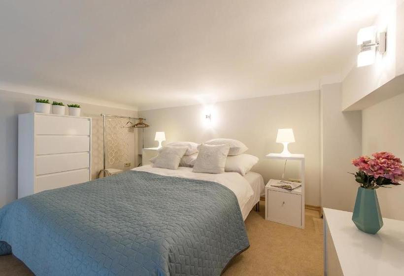 호텔 P&o Apartments Hoza