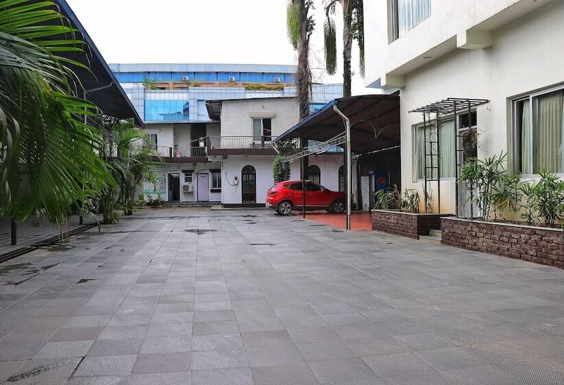 هتل Royal Century