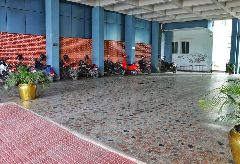 هتل Royal Century