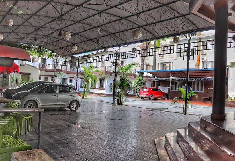 هتل Royal Century