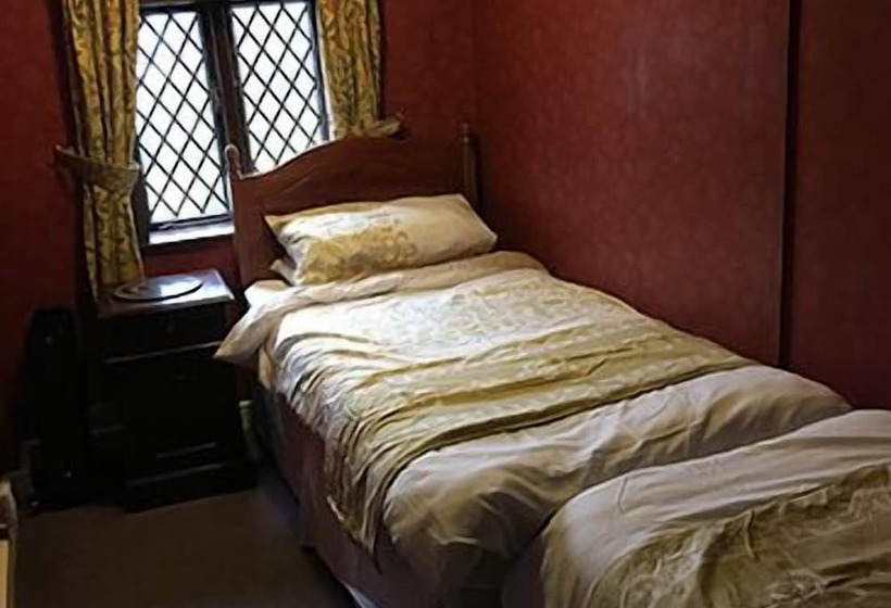 Отель The Black Swan