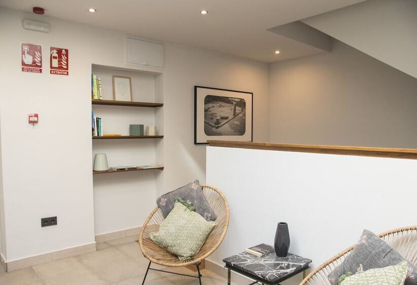 هتل Welldone Metropol