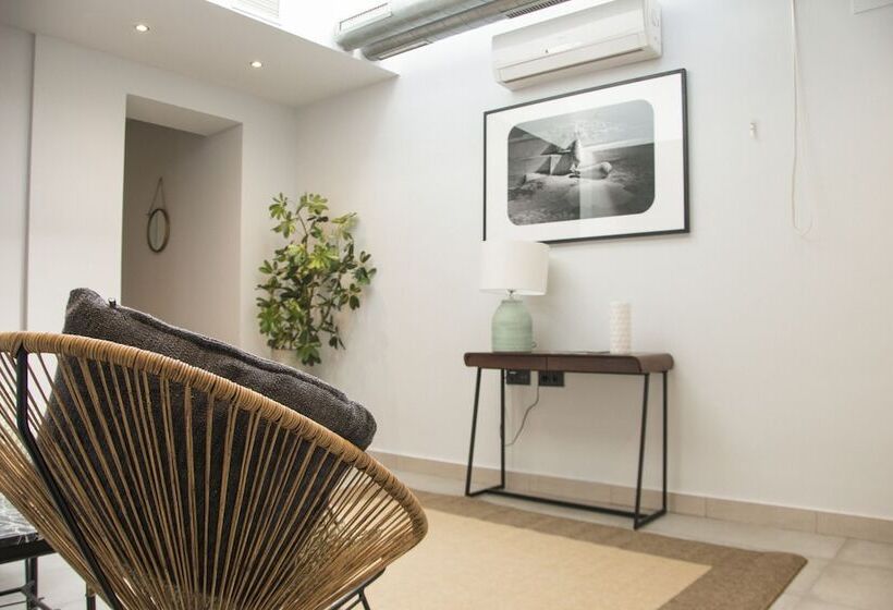 هتل Welldone Metropol