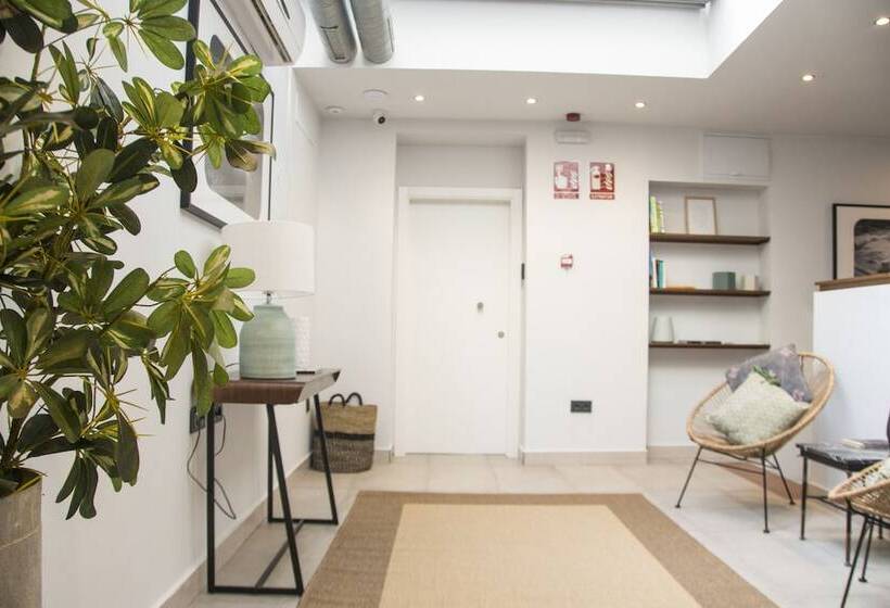 هتل Welldone Metropol