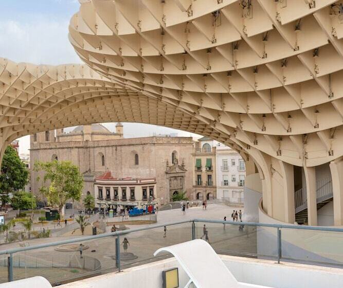 هتل Welldone Metropol