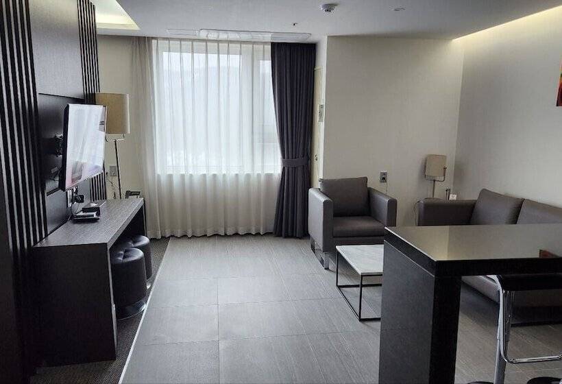 Hotel Yongin Central Co Op