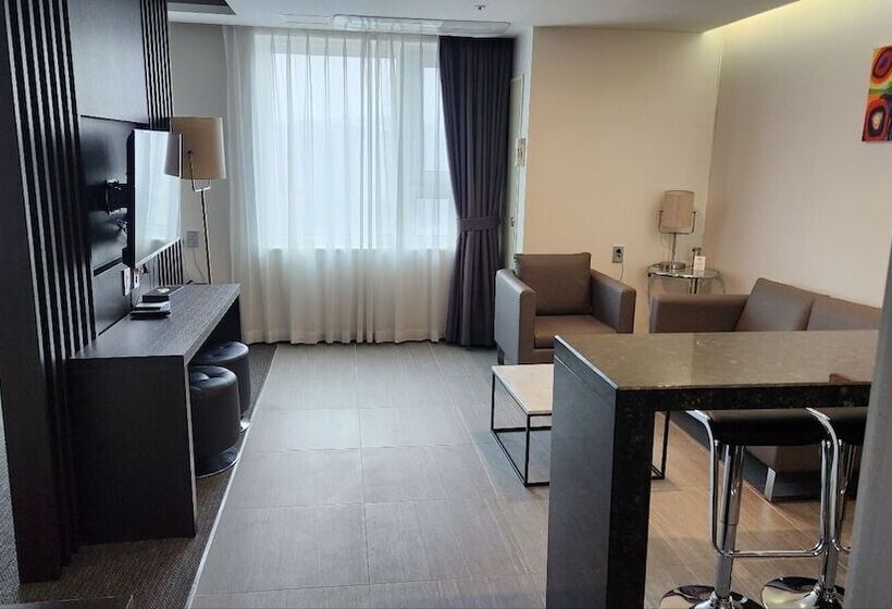 Hotel Yongin Central Co Op