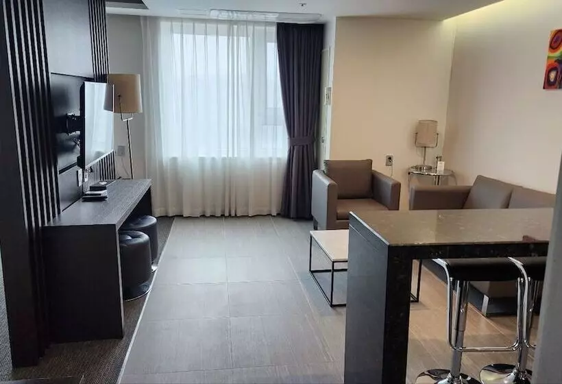 Hotelli Yongin Central Co Op