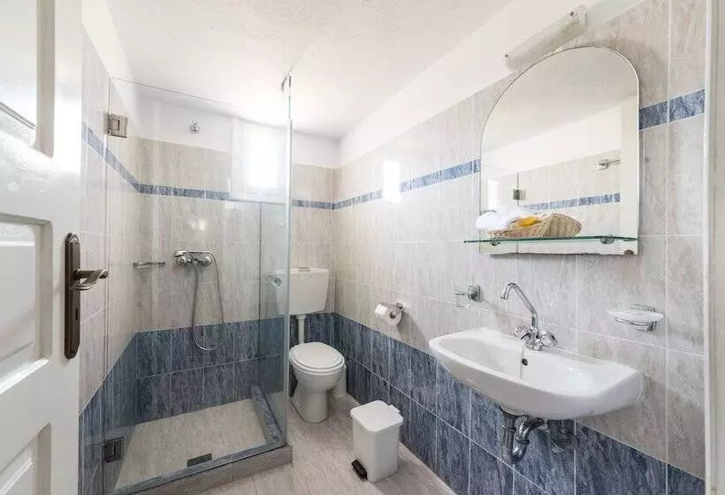 Anchor Suites
