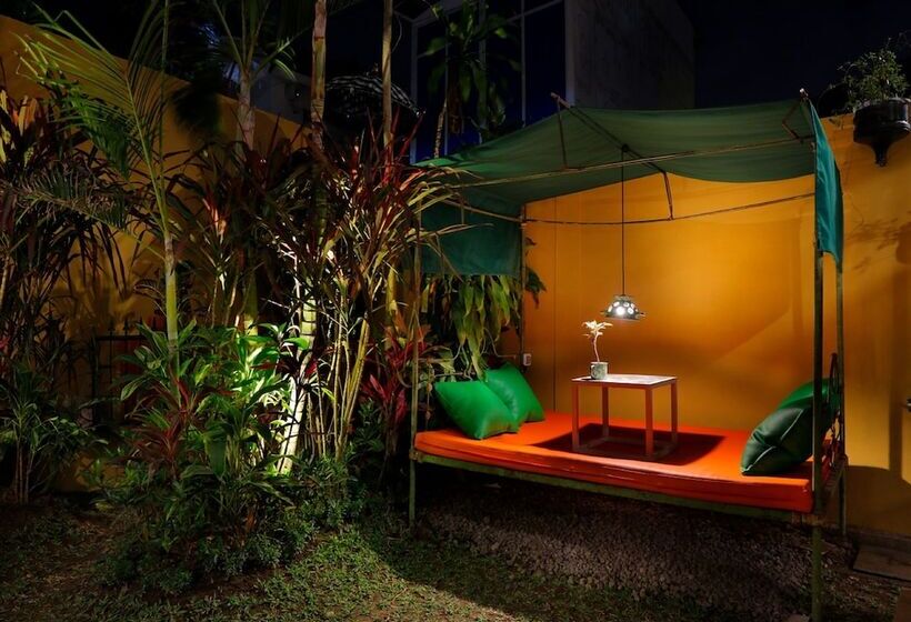 צימר Bali Bee House