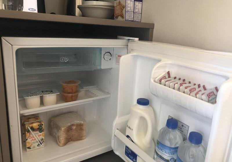 צימר Lake Brunner Longhouse