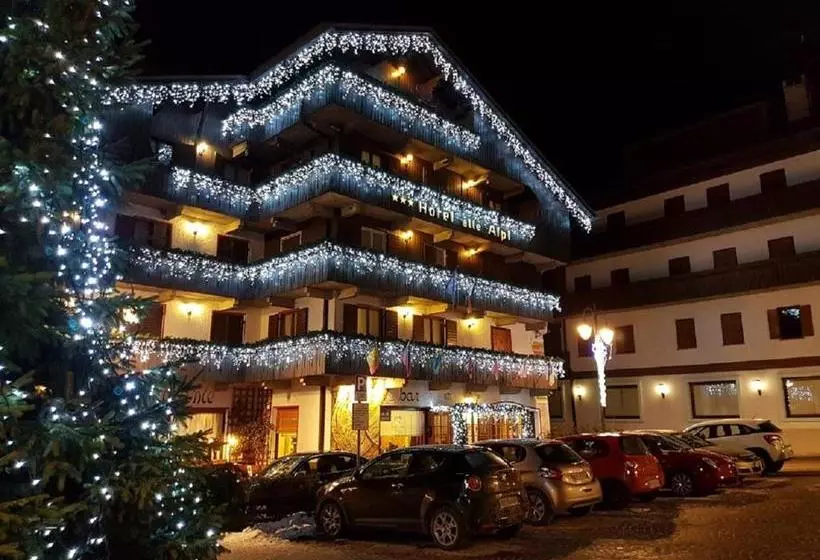 ホテル Alle Alpi