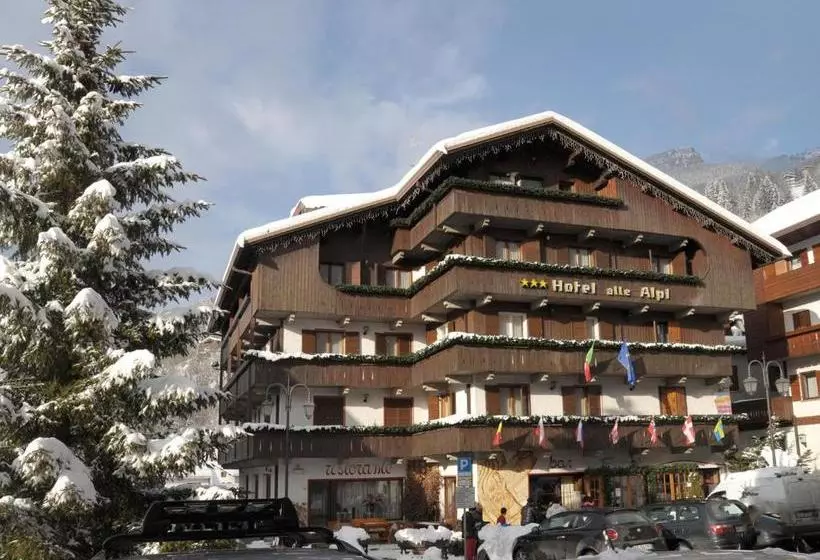 ホテル Alle Alpi