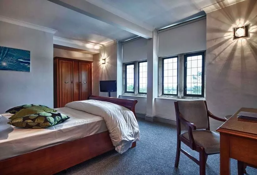 Cricklade House Hotel, Sure Hotel Collection By Best Western