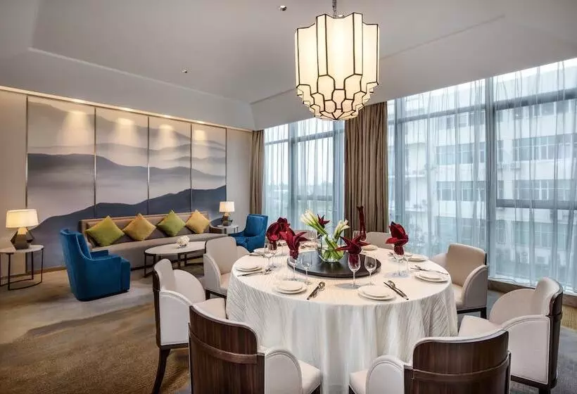 Hotelli Holiday Inn Nanjing Harbour, An Ihg