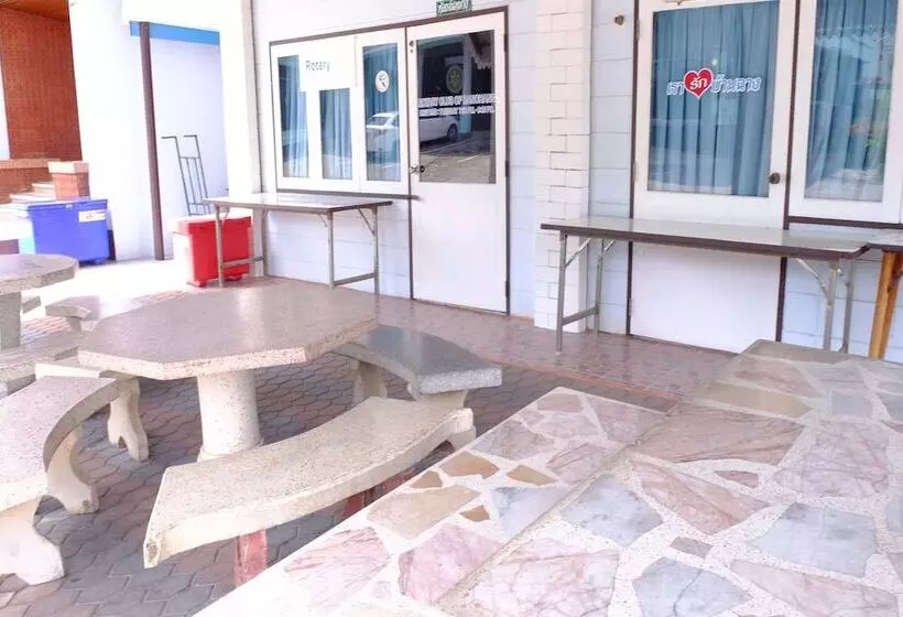 ホテル Jor Koo City