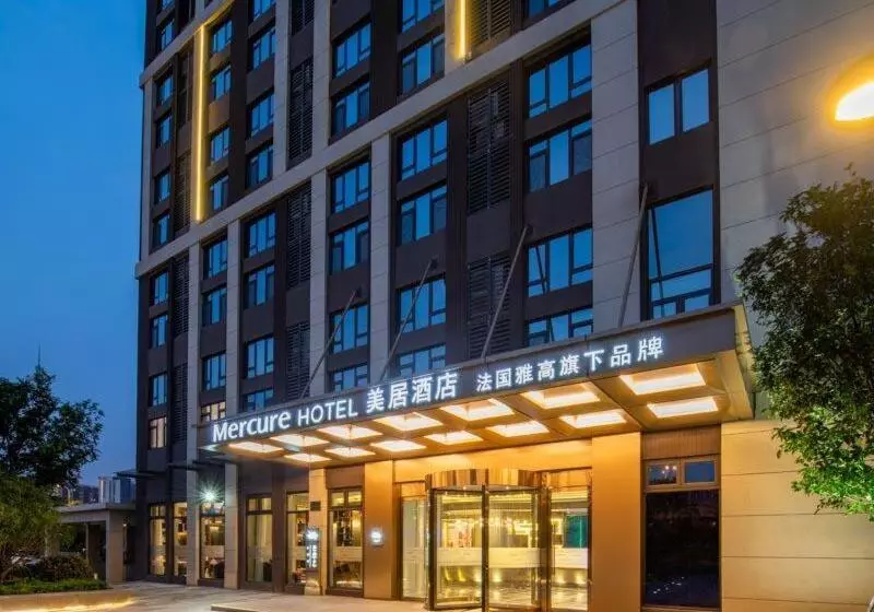 Hotelli Mercure Shanghai Jiuting