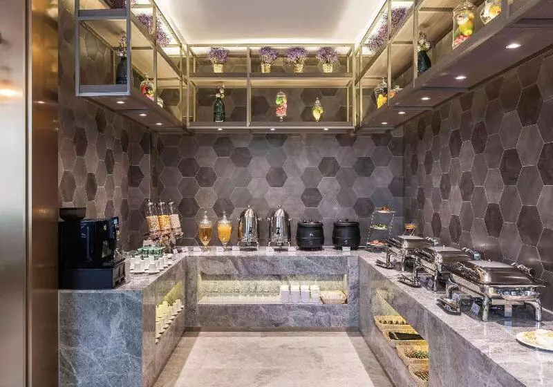 Hotelli Mercure Shanghai Jiuting